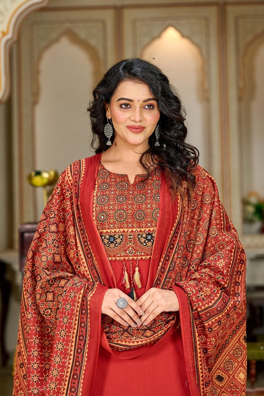 Emma Hand Made Design Suit