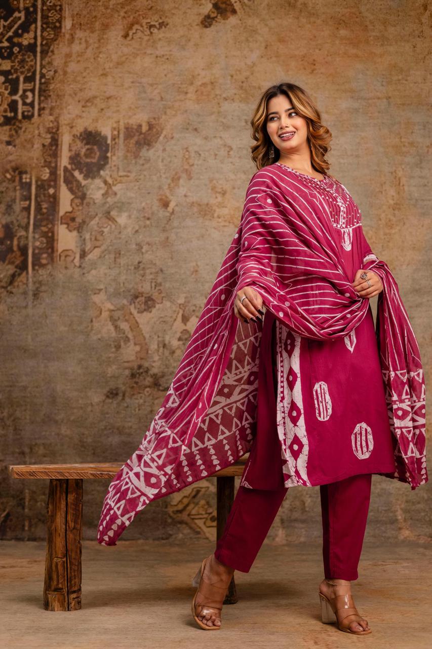 Loir Cotton Suit With Dupaata