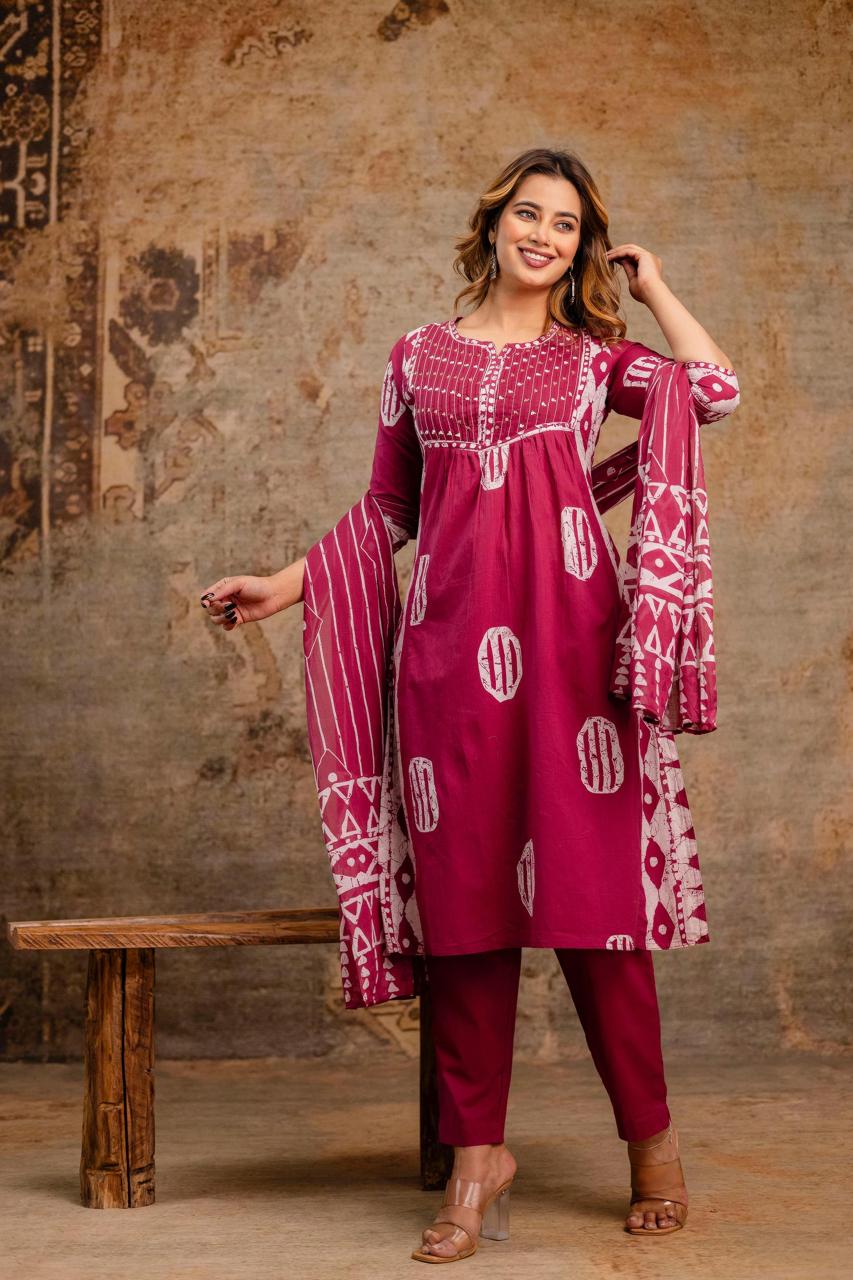 Loir Cotton Suit With Dupaata